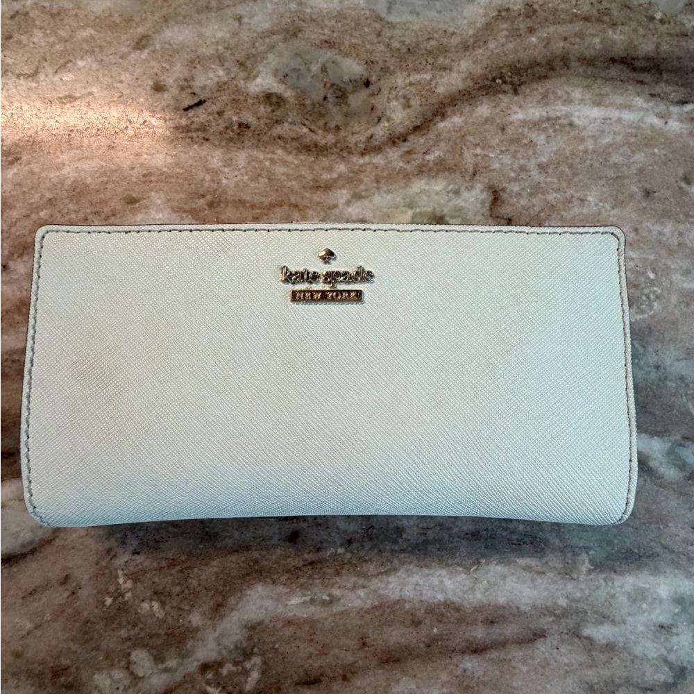 Kate Spade Ivory Wallet